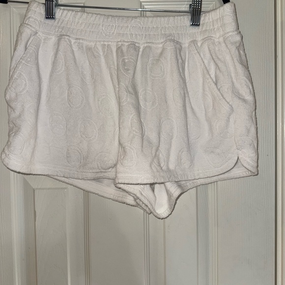 Offline By Aerie Smiley Face White Textured Shorts - Picture 1 of 4